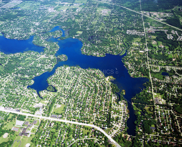 Lake Oakland in Oakland County, Michigan