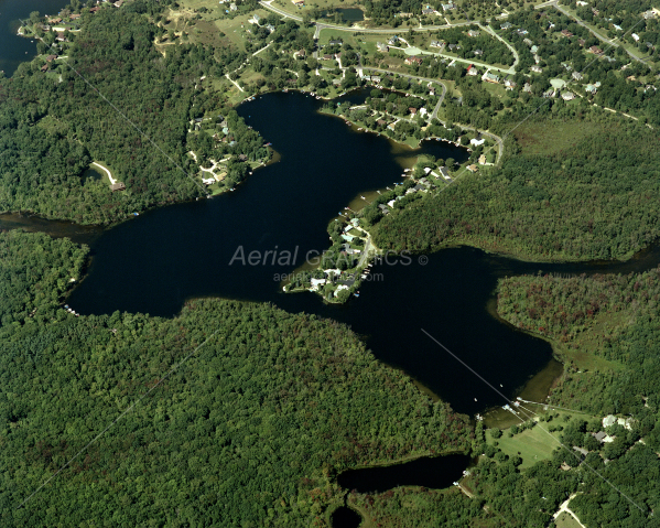 Whitewood Lakes in Livingston County, Michigan