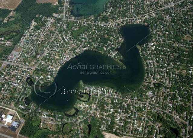 Williams Lake in Oakland County, Michigan